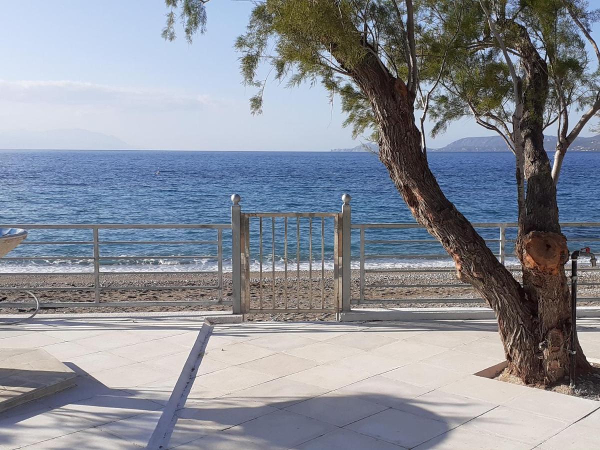 Villa Seabreeze Lutráki Kültér fotó