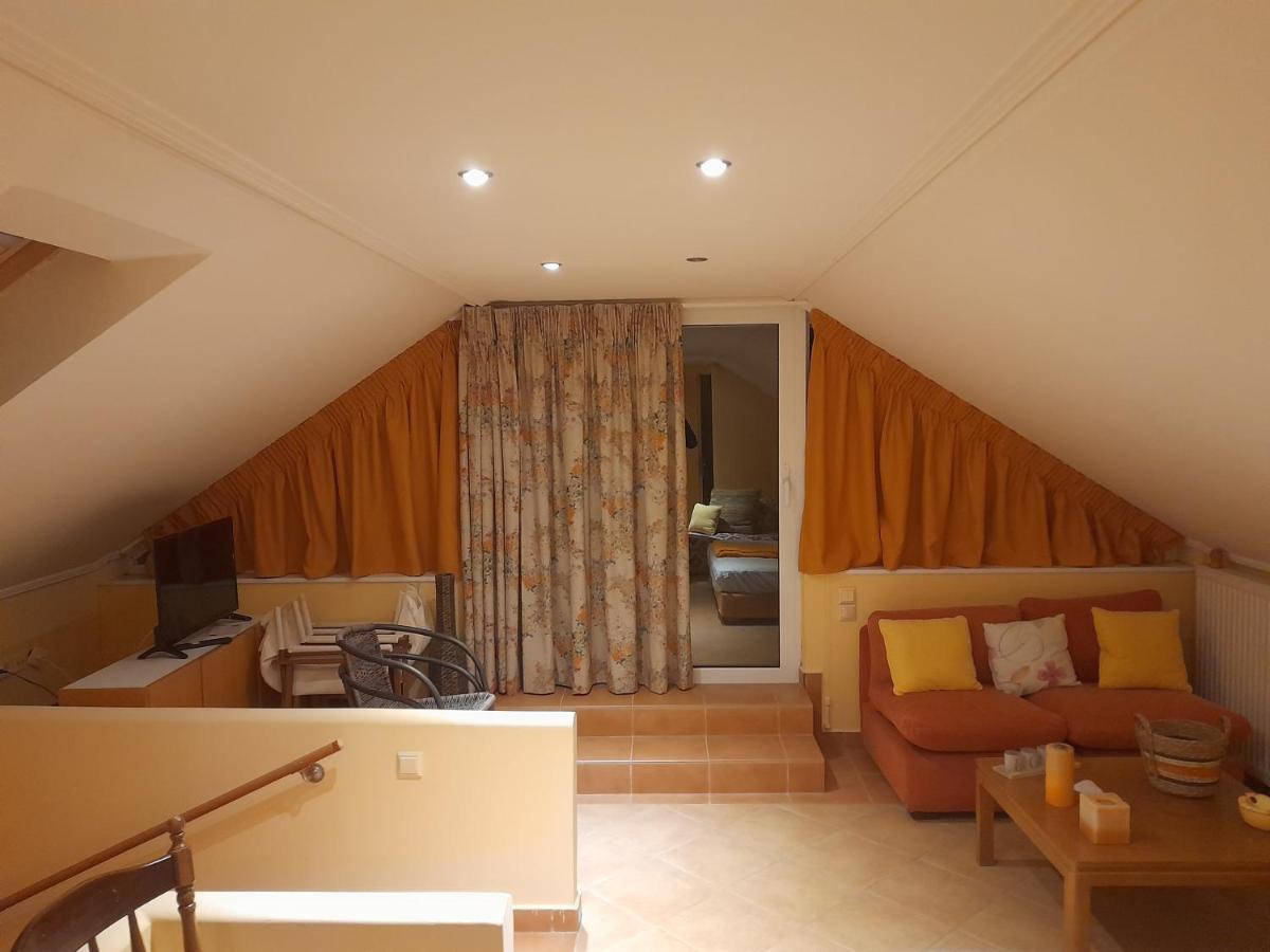 Villa Seabreeze Lutráki Kültér fotó